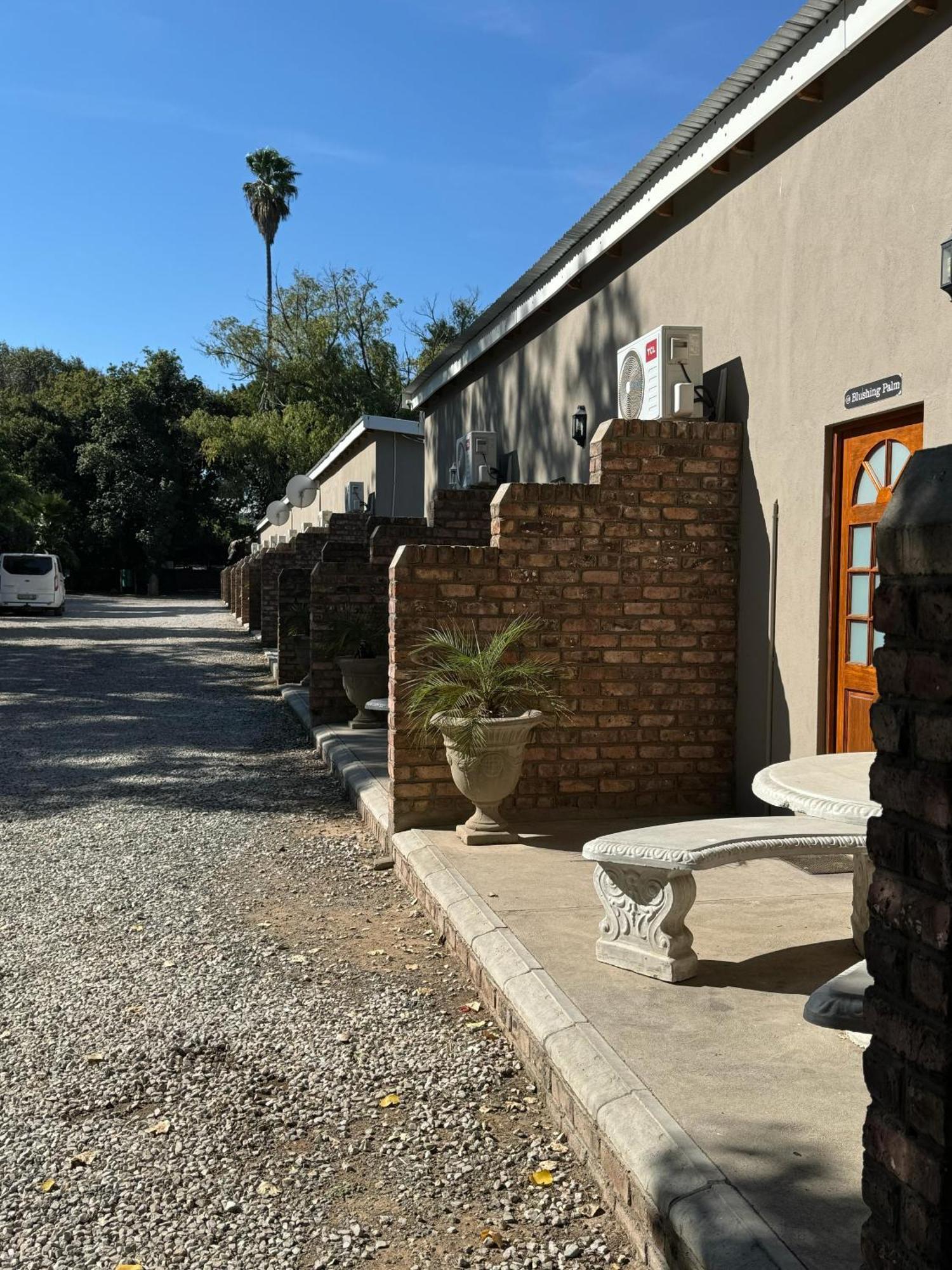 The Palms Venue & Accommodation Cradock Εξωτερικό φωτογραφία